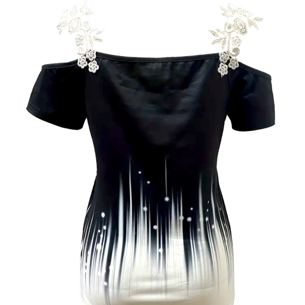 This Is The Cutest Color Block Cold Shoulder Tshi… - image 1